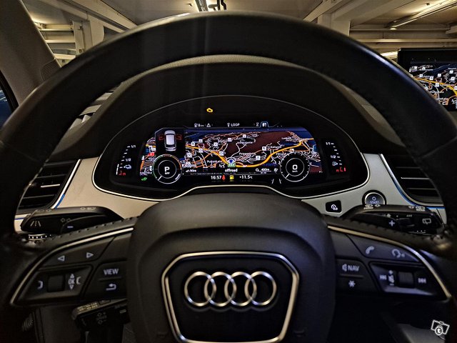 Audi Q7 10