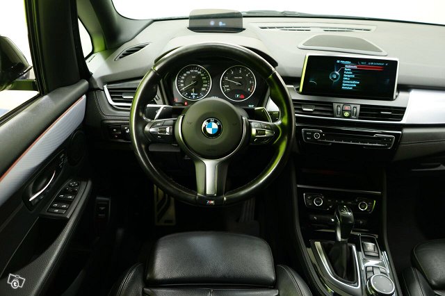 BMW 220 15