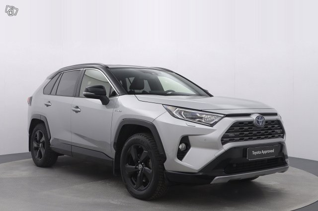 TOYOTA RAV4 7