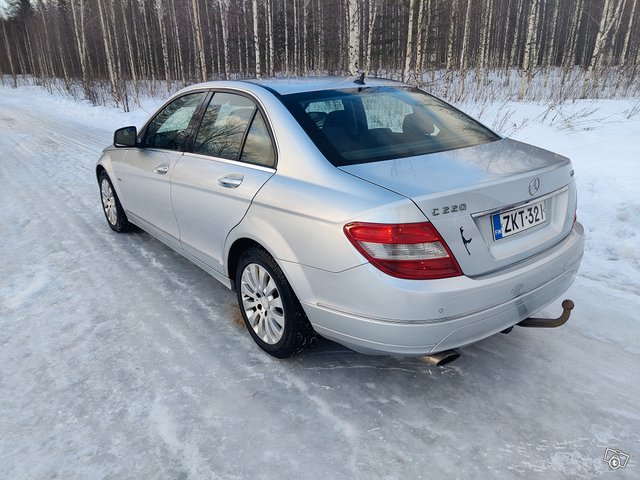 Mercedes-Benz C 220 6