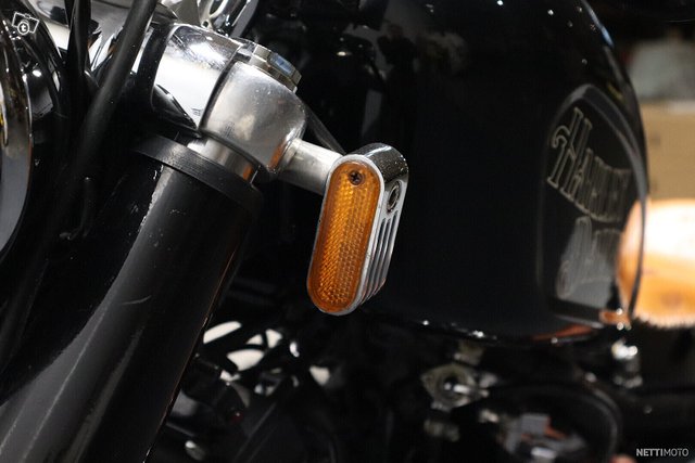 Harley-Davidson Sportster 17