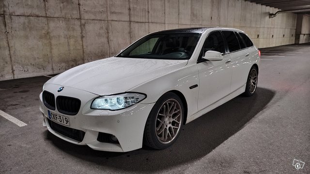 BMW 5-sarja, kuva 1