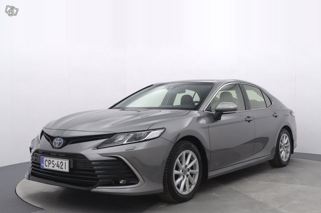 TOYOTA CAMRY 1