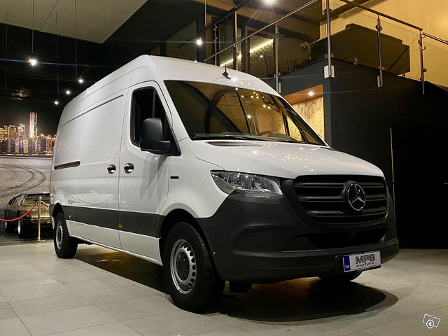 Mercedes-Benz Sprinter 1