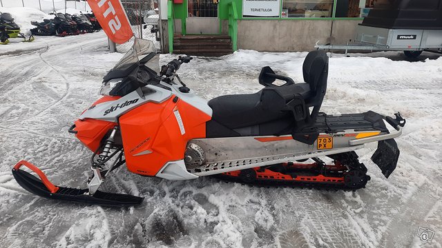 Ski-Doo Renegade Sport 600 ACE, LISÄPENKILLÄ! 2