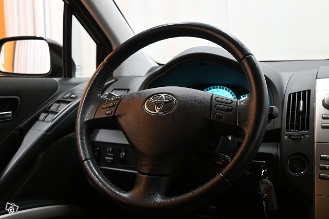 Toyota Corolla Verso 16