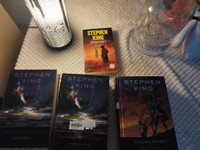 Stephen King Musta Torni - kirjoja edullisesti
