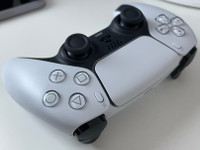 Playstation 5 DualSense -ohjain