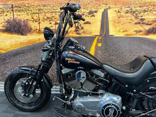 Harley-Davidson Softail 4