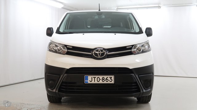 Toyota Proace 6