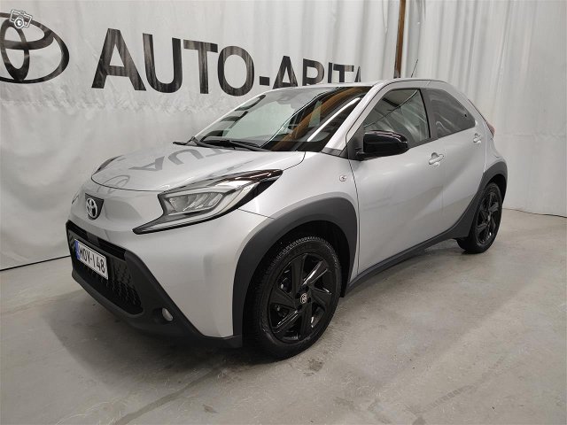 TOYOTA Aygo X 1