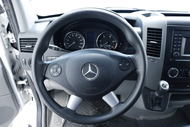 Mercedes-Benz Sprinter 7