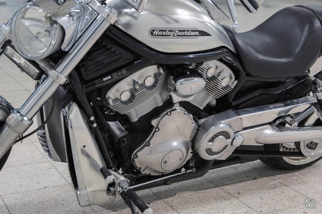 Harley-Davidson VRSC 11