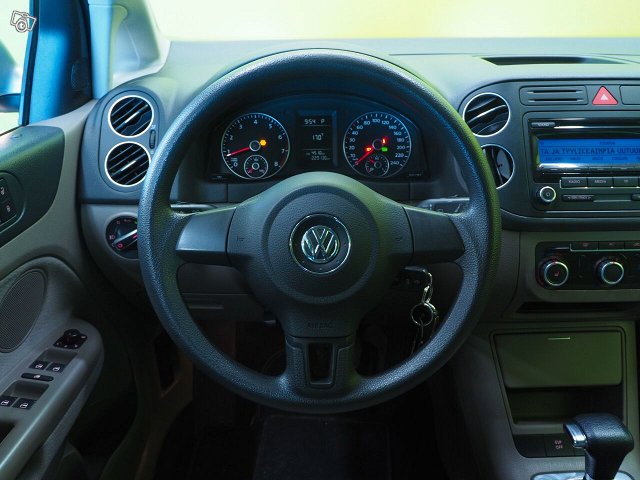 Volkswagen Golf Plus 11