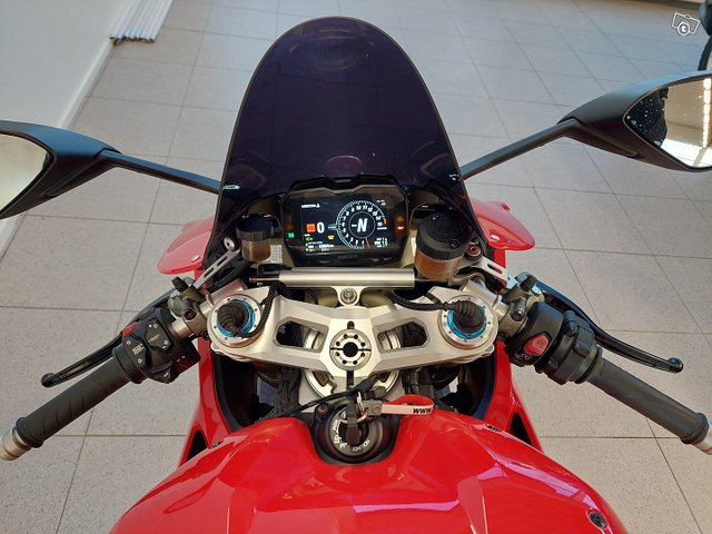 Ducati PANIGALE V4 20