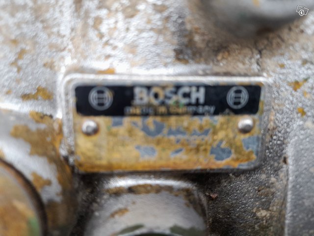 Volvo Penta Bosch ruiskutuspumppu 4
