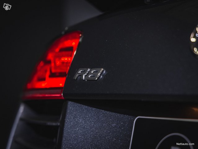 Audi R8 13