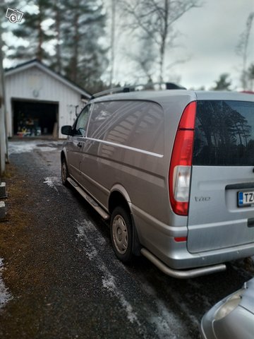 Mercedes-Benz Vito 4