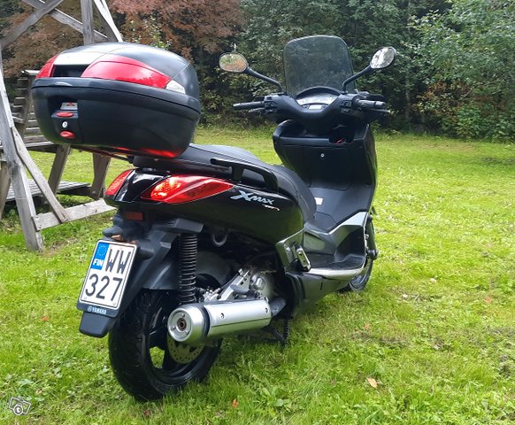 X-max 250 skootteri 3