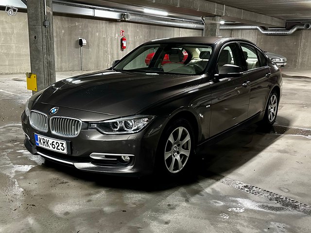 BMW 3-sarja 1