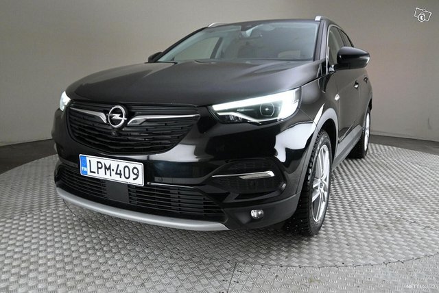 Opel Grandland X 12