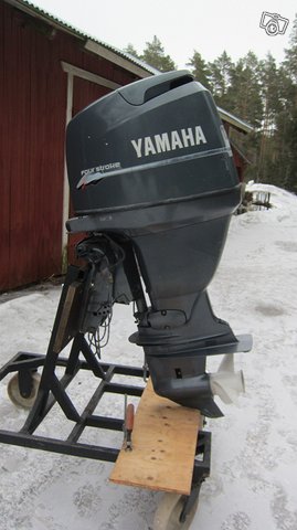 Yamaha f100, kuva 1