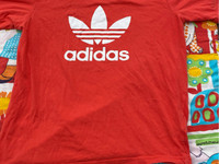Adidas T-paita
