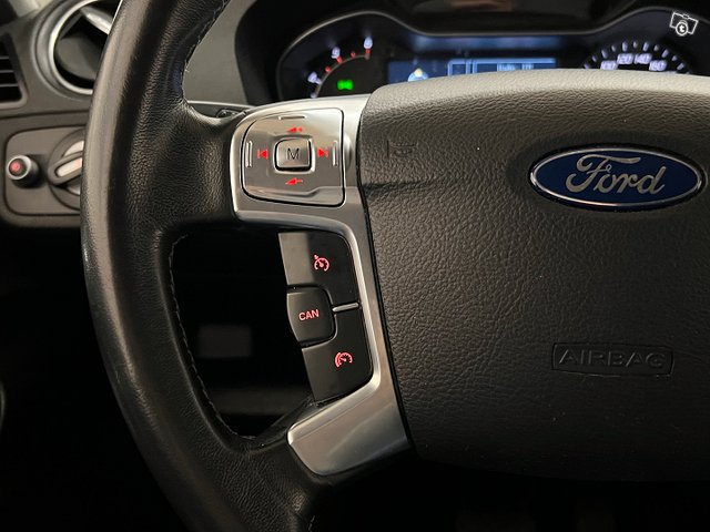 Ford S-Max 20