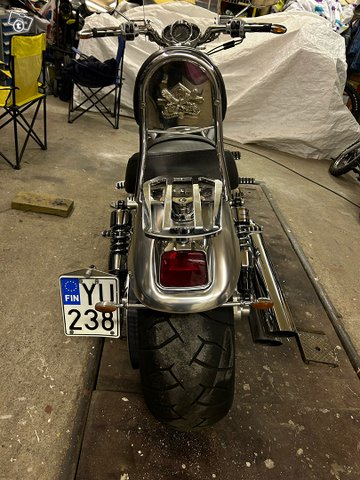 Harley Davidson V-ROD VRSCA 2