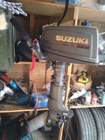 Suzuki 4hp 1