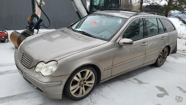 Mercedes-Benz C 180, kuva 1