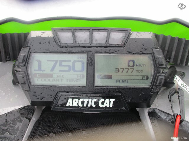 Arctic Cat M-sarja 10