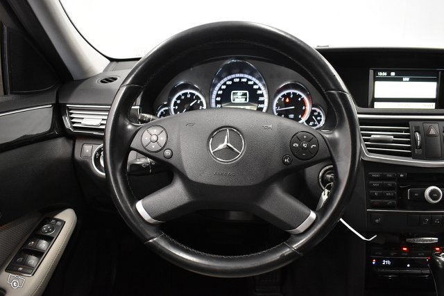 Mercedes-Benz E 18