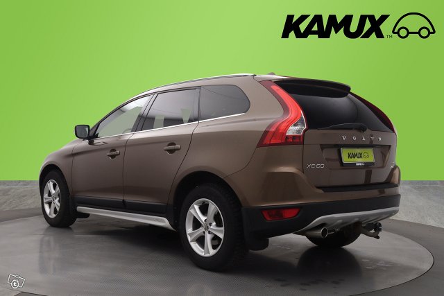 Volvo XC60 5