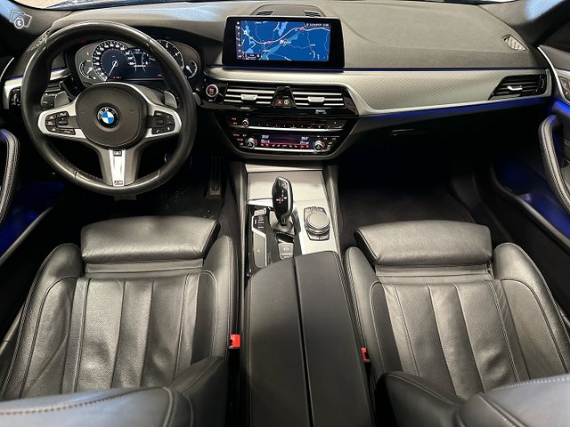 BMW M550d 11