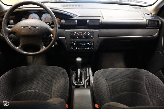 Chrysler Sebring 11