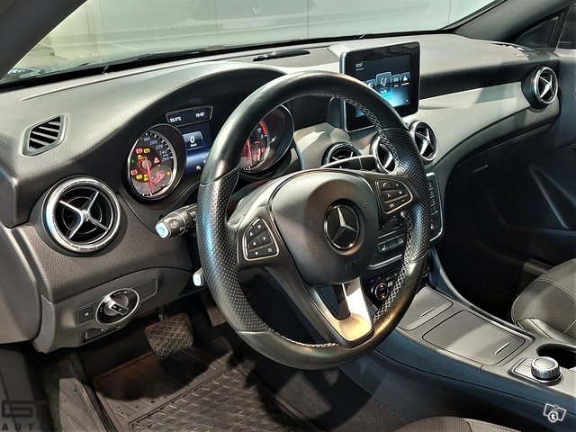 Mercedes-Benz CLA 24