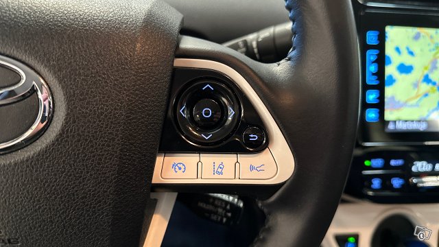 Toyota Prius Plug-in 21