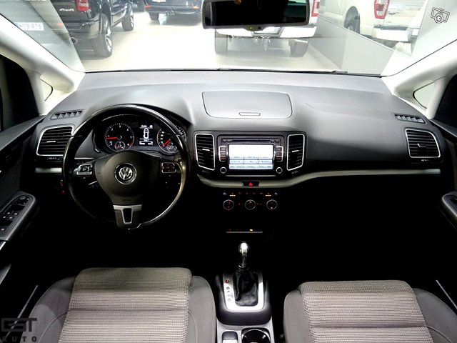 Volkswagen Sharan 5