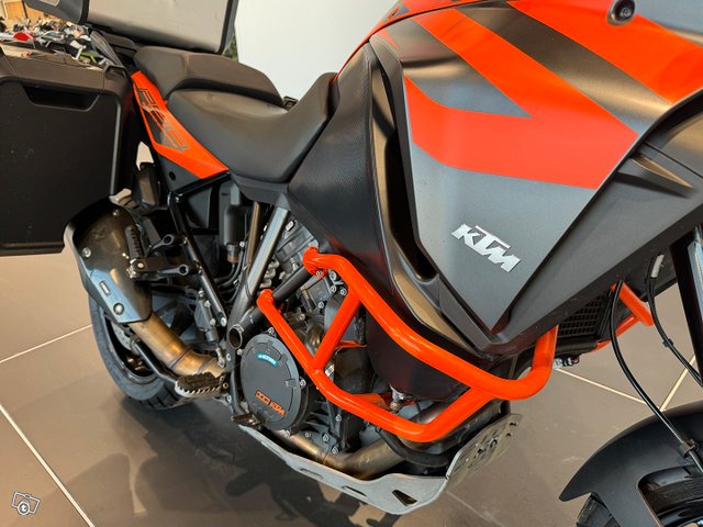 KTM 1290 10