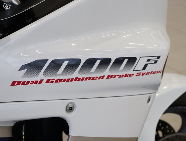 Honda CBR 10