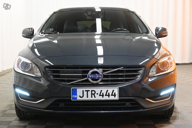 Volvo V60 2