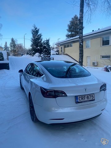Vuokra: Tesla model 3 LEVI/ KITTILÄ 3