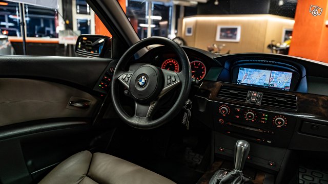 BMW 545 24
