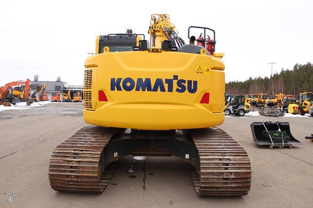 Komatsu PC 228 USLC / Engcon, 2 kauhaa, Rasvari, Webasto 5