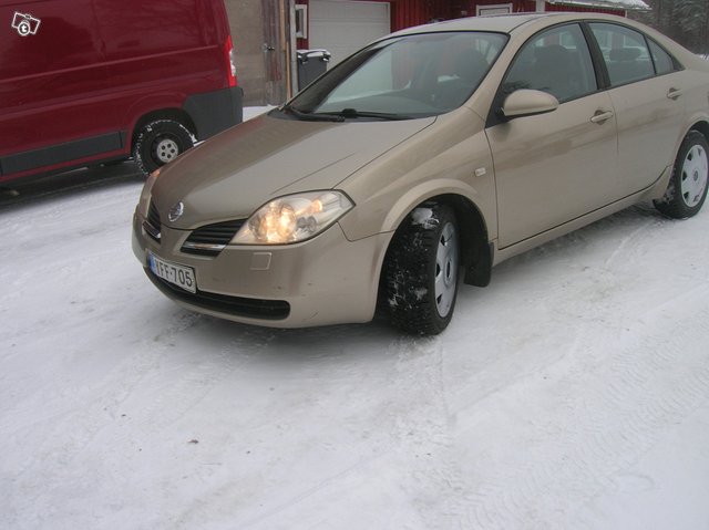 Nissan Primera 1