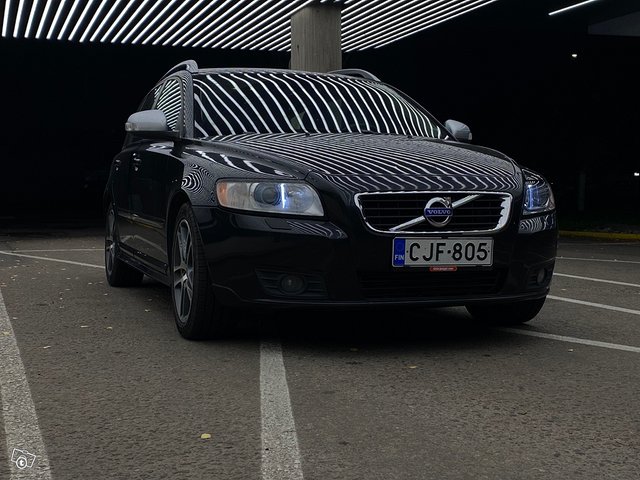 Volvo V50 13