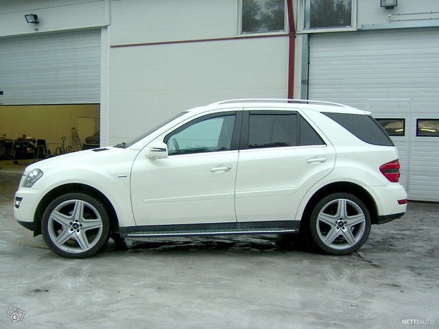 Mercedes-Benz ML 2