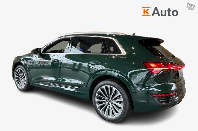 Audi Q8 E-tron 2