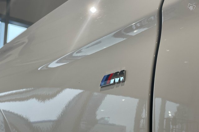 BMW 330 Gran Turismo 13